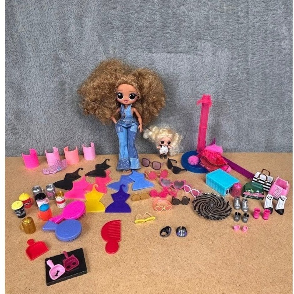 LOL‎ Surprise OMG 24K DJ Fashion Doll & Lil Sister Bundle with Accessories Lot